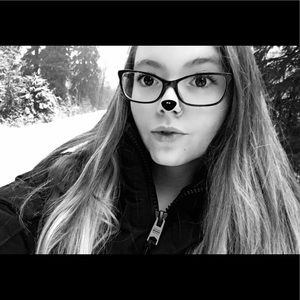 Meet your Posher, Hailey